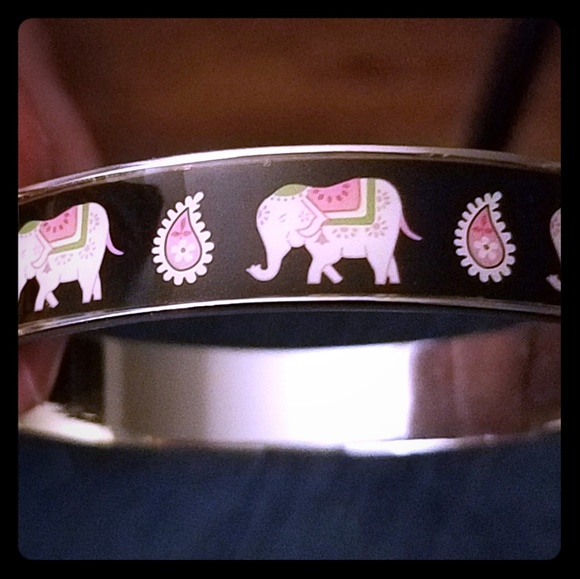 Vera Bradley Jewelry - Vera Bradley bangle bracelet Vera Bradley Jewelry - Vera Bradley bangle bracelet